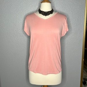 Small Leo & Nicole Foley tunic top. Sooo soft!